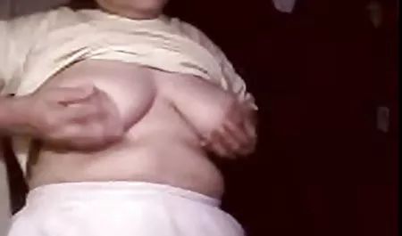 Kelly jerk ngemut kontol papa off challenge
