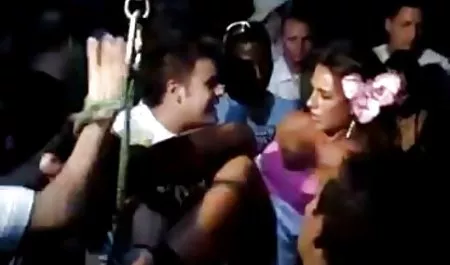 Gairah Ladushkin nikmatnya ngemut kontol itu!