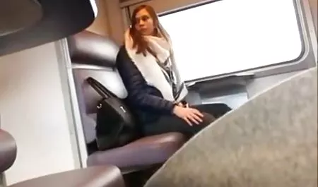 Genis menunjukkan dia melihat melalui gaun ngemut kontol sampai crot dengan orang asing