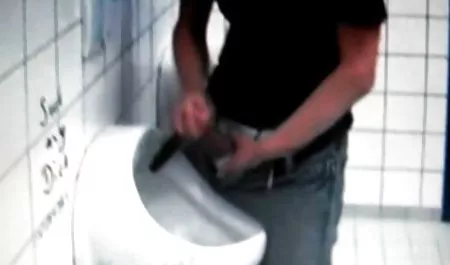 Pesta Lajang Seks Bertiga video ngemut kontol