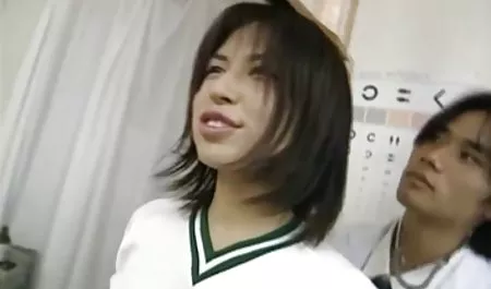Anal remaja malaikat ngemut kontol papa