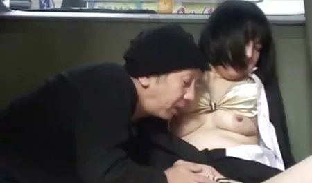 - Yasmin dan bokep hijab ngemut kontol sialan lesbian Anya