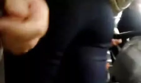 Toket kencang Amatir masturbasi ngemut kontol ngaceng her pussy ungu sampai semprotan