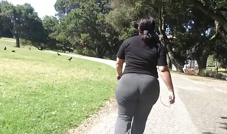 in der disko berjilbab ngemut kontol