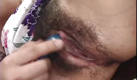 Menawan ngemut kontol hot