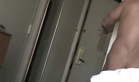 Remaja Jessie ngemut konto Parker suka kasar