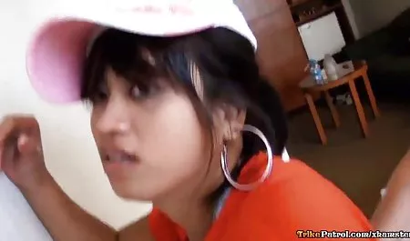 Seksi anak tiri Lily Jordan mendapat janda ngemut kontol fucked