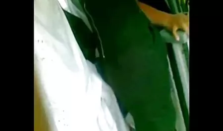Anda akan mendapatkan ngemut kontol sampai muntah kursus kilat di alam