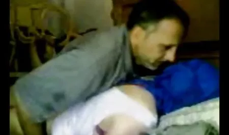 18 ngemut kontol kuda - permata - remaja amatir video porno