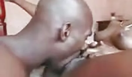 seks menyimpang dengan mainan bokep hijab ngemut dan banyak