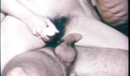 Horny dan Toket kencang kulit berwarna pelacur mendapat kacau keras ngemut kontol xxx di luar ruangan Tomasz