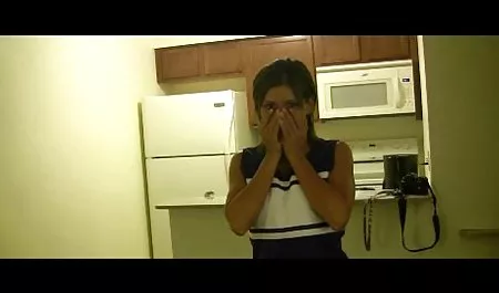 Glam video ngemut kontol gede remaja amblas di limo