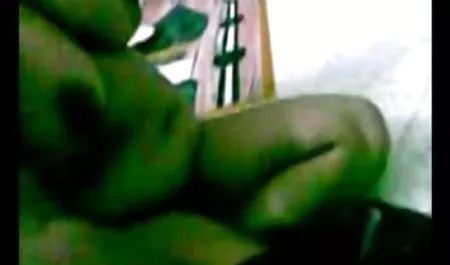 Mega Mani Muncrat bokep ngemut kontol