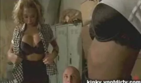 Seksi ngemut peler Remaja Mencintai Untuk Mencuri Di Sini