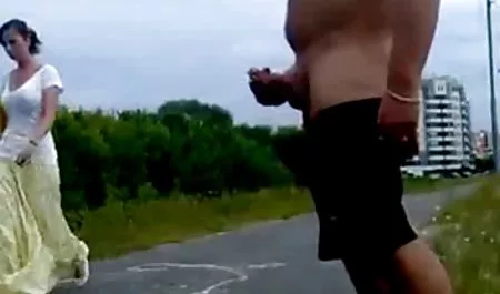 Seksi Adik Dari Eropa Timur ngulum kontol sampai muncrat Yang Cantik Dan Horny